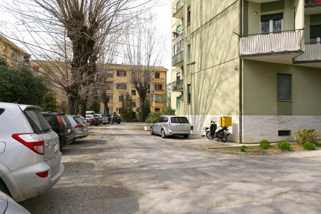 Private Parking - Family Home - 15 Min To Venice Mestre Luaran gambar